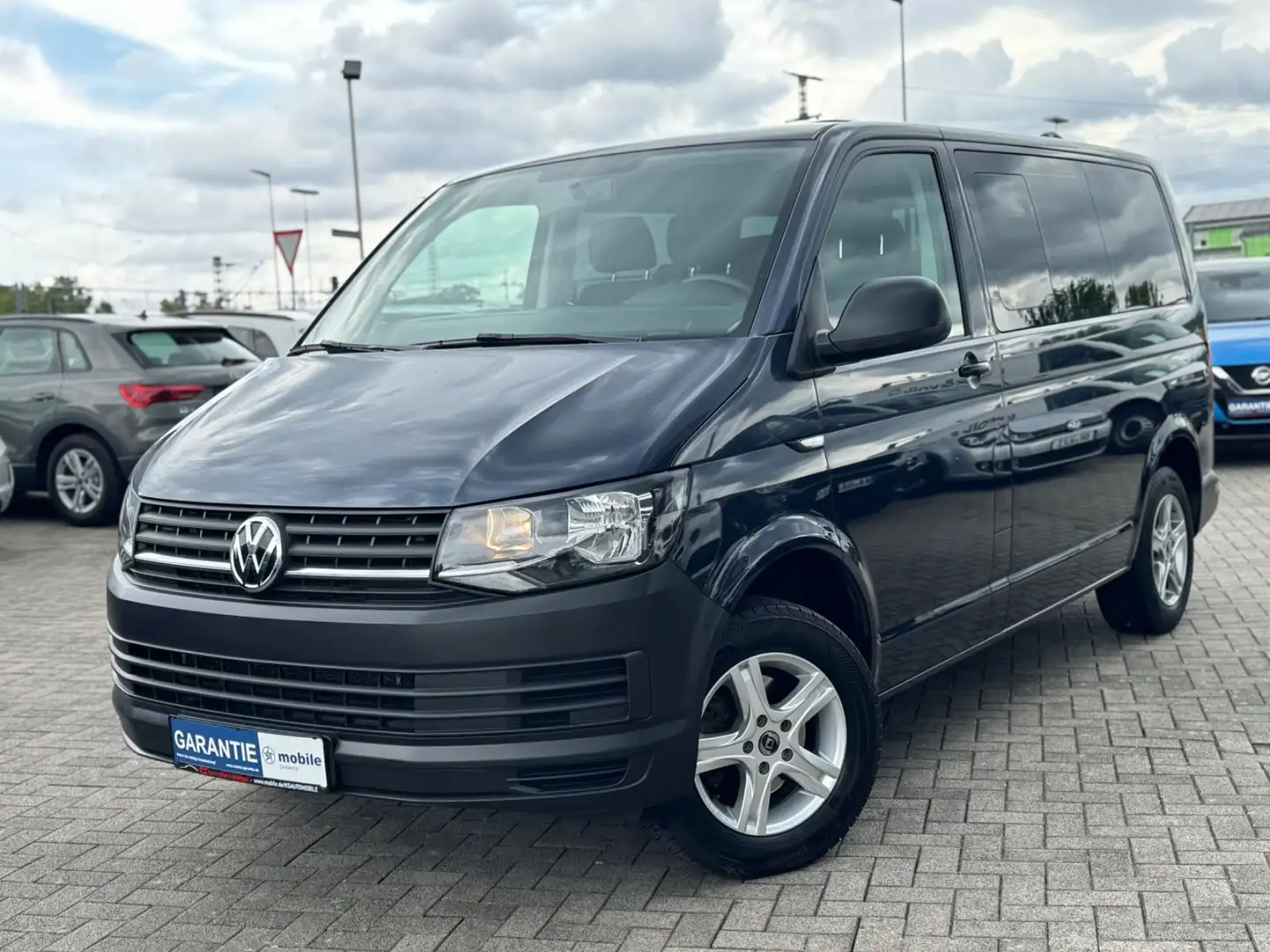Volkswagen T6 Kombi T6 2.0 TDI DSG *KLIMA*AHK*ALUS*2.Hand*9-Sitzer* Синій - 1