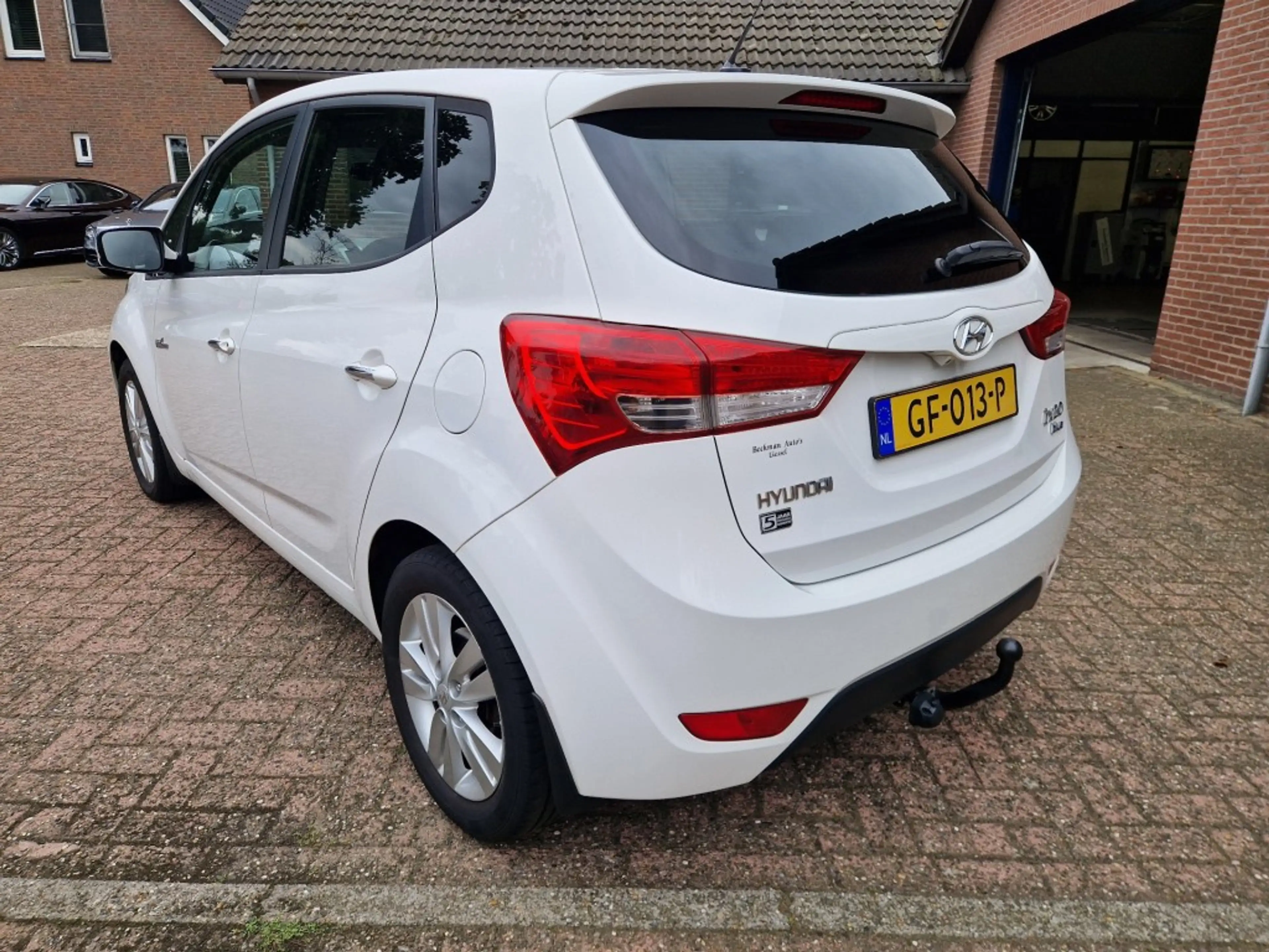 Hyundai iX20 1.4i Go! Airco NL-auto Cruise control Navi Camera — photo 5