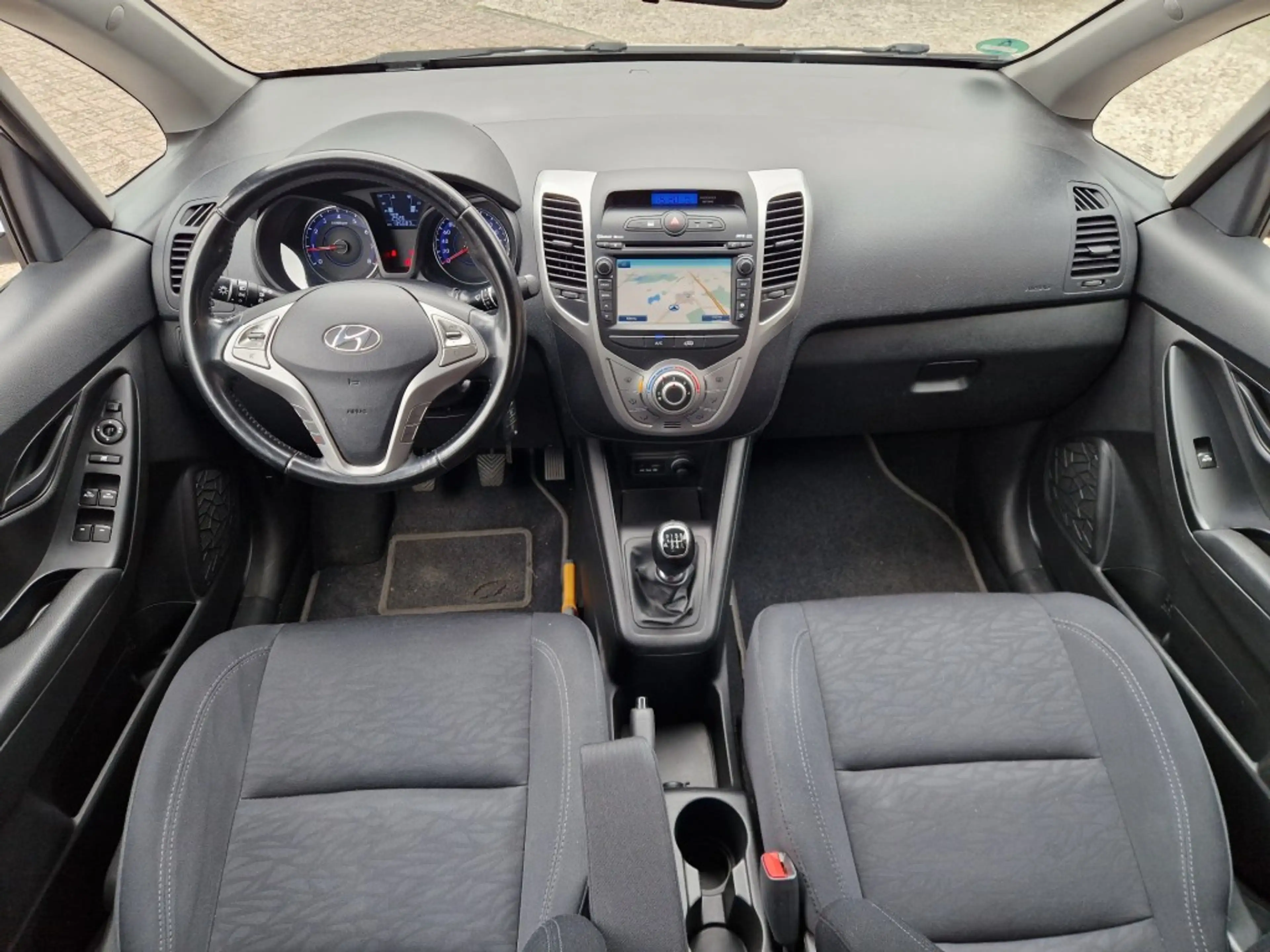 Hyundai iX20 1.4i Go! Airco NL-auto Cruise control Navi Camera — photo 8