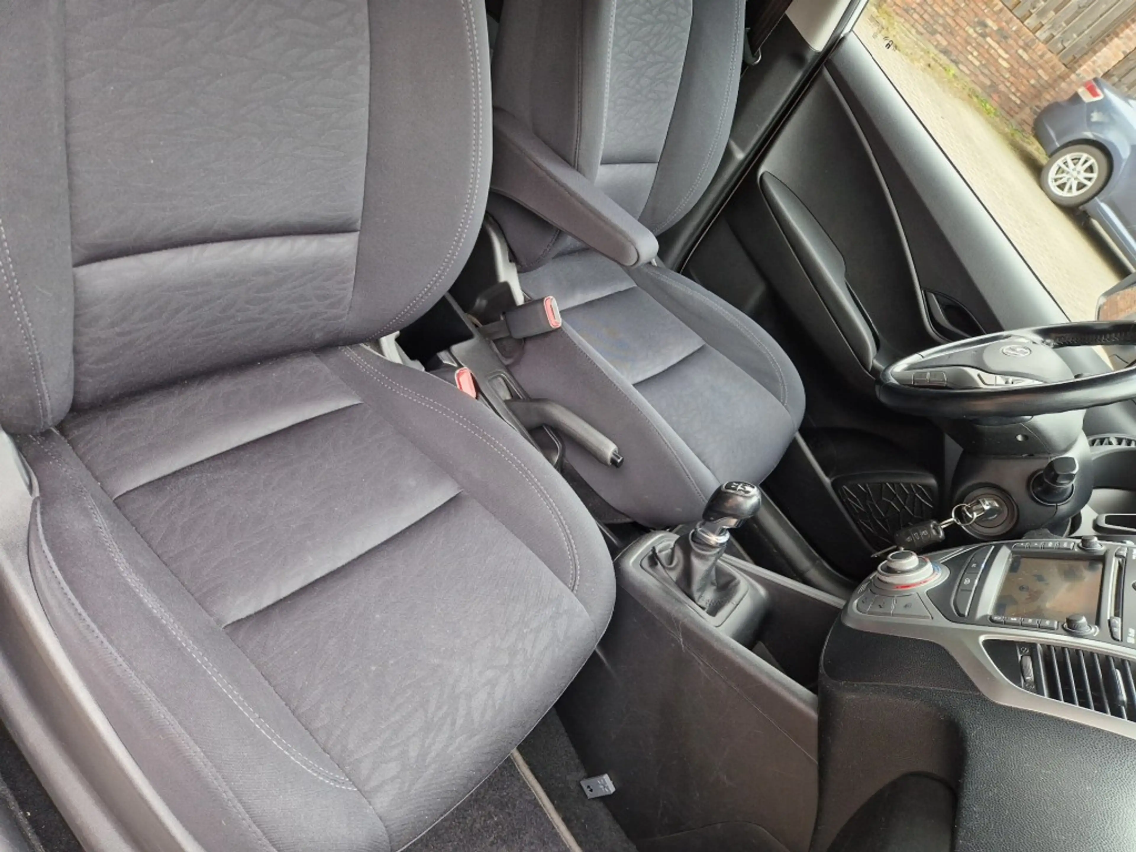 Hyundai iX20 1.4i Go! Airco NL-auto Cruise control Navi Camera — photo 13