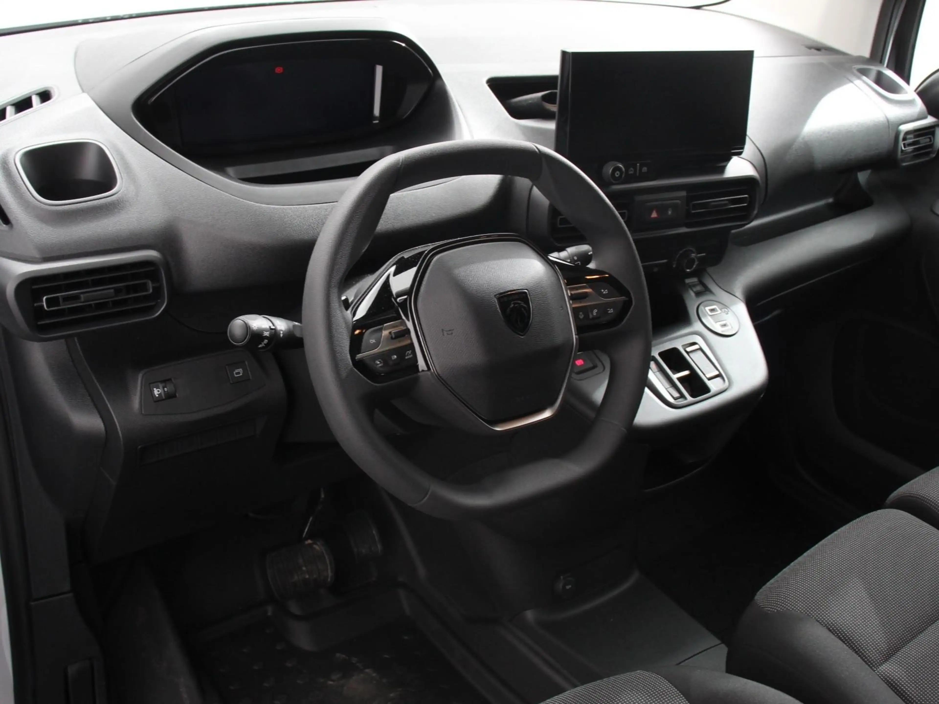 Peugeot Partner 1.5 BlueHDi 130PK L2 Automaat Navigatie Apple Carp — photo 2
