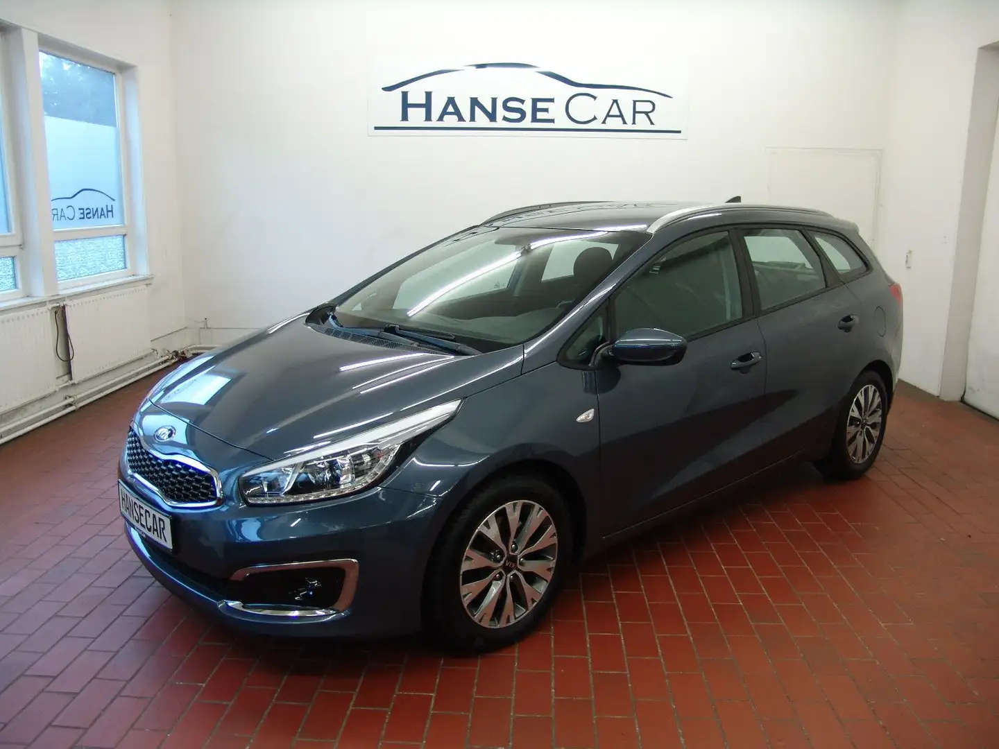 Kia Ceed SW / cee'd SW / Navi / R.Kamera / Garantie ! Blau - 1