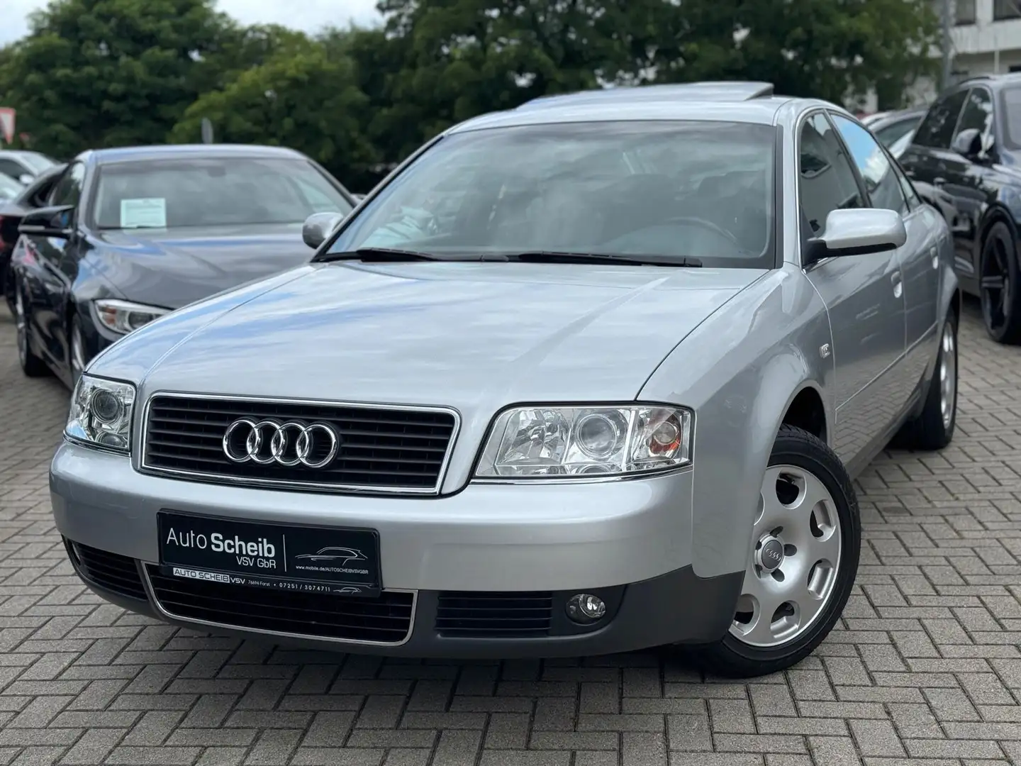 Audi A6 2.4 Lim.*1.Hand*nur 87.100km*GSD*Schalter! Silber - 1