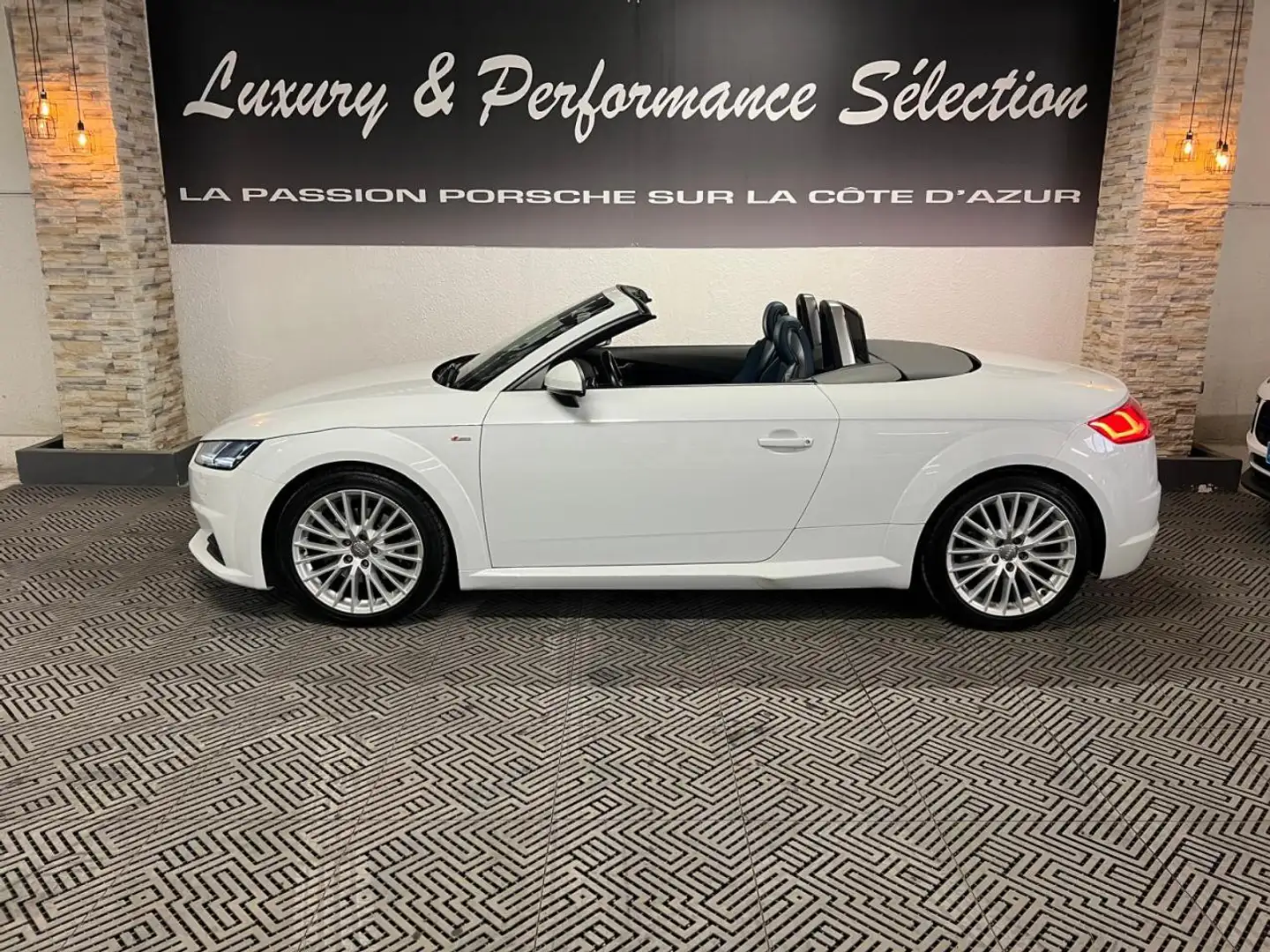 Audi TT Roadster Quattro 2.0 TFSI 230ch S-line Bianco - 2