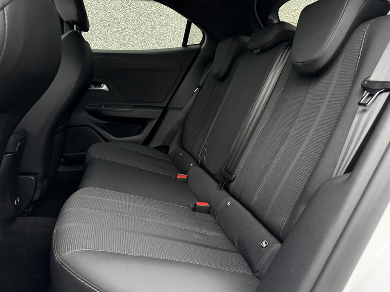Opel Mokka 1.2T 130PK AUT. GS CAMERA/CARPLAY/LED — photo 10