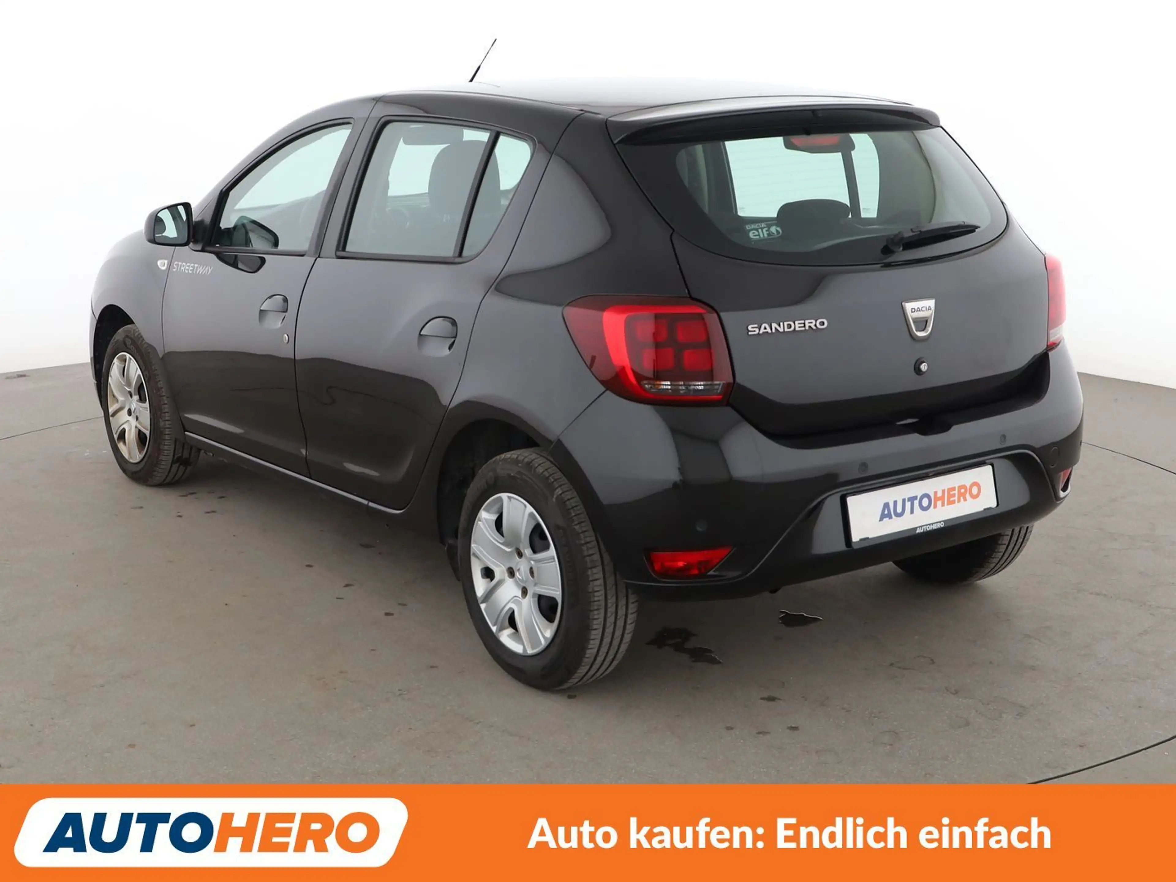 Dacia Sandero 0.9 TCe Comfort*NAVI*TEMPO*CAM*PDC*SHZ*LIM* — photo 4
