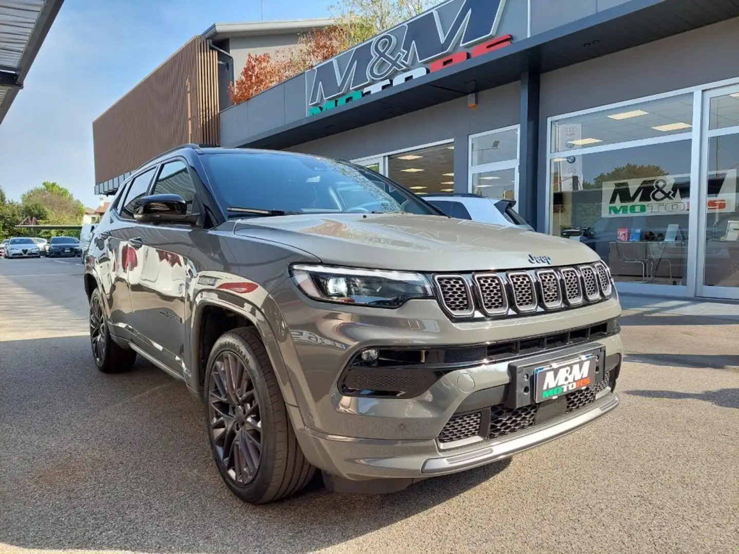 Jeep Compass 1.3 T4 240CV PHEV AT6 4xe S Grigio - 1