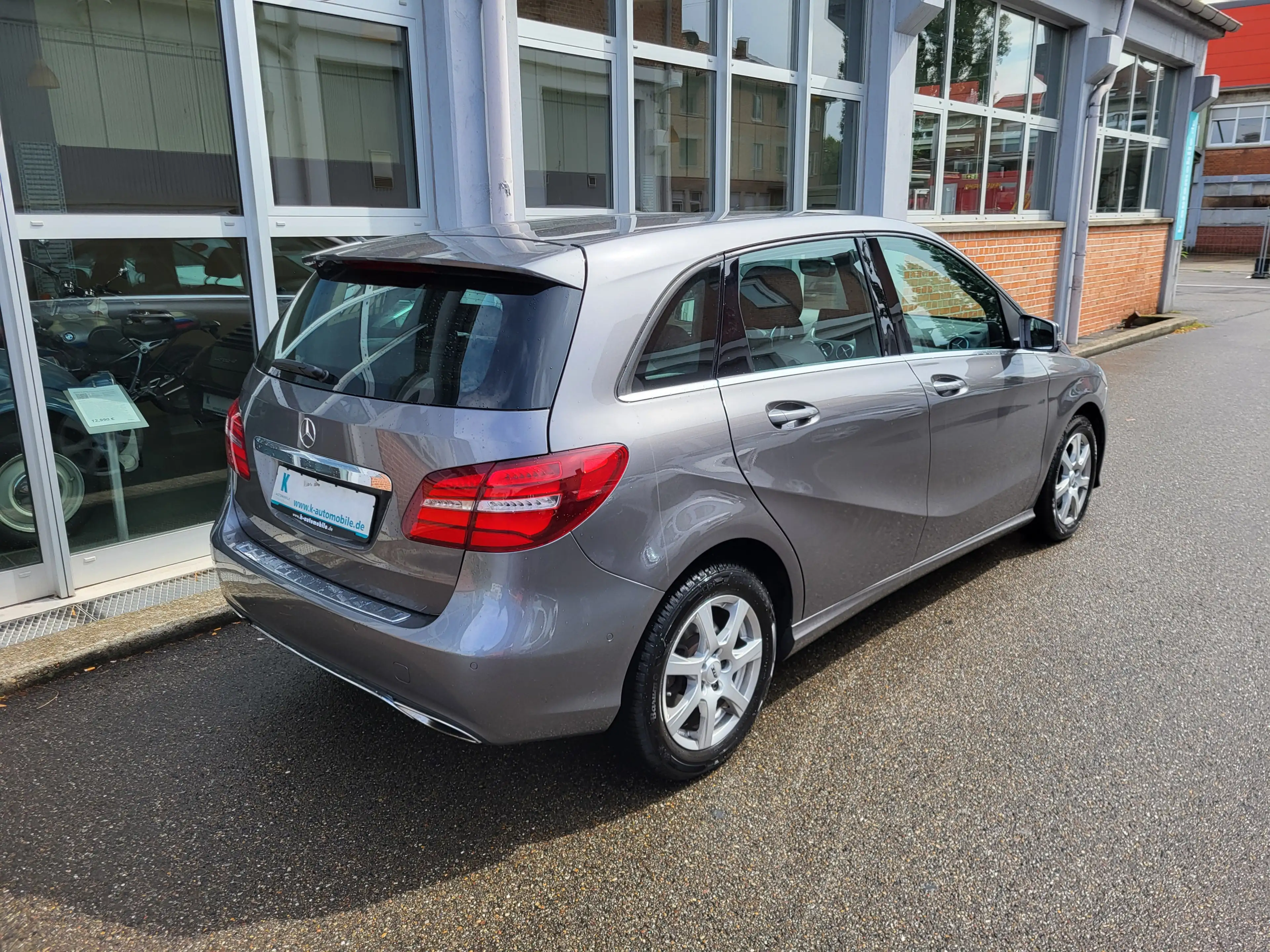 Mercedes-Benz B 180 Urban *LED*Business*2.Hd* — photo 8