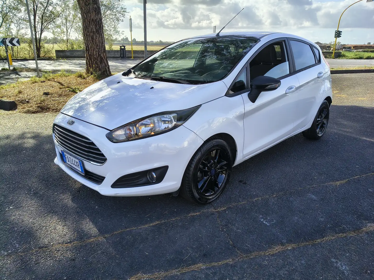 Ford Fiesta Fiesta VI 2015p 1.0 ecoboost Black AUTOMATICA - 1