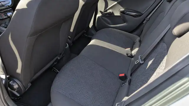 Opel Corsa view 9