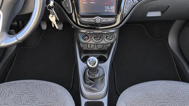 Opel Corsa view 13