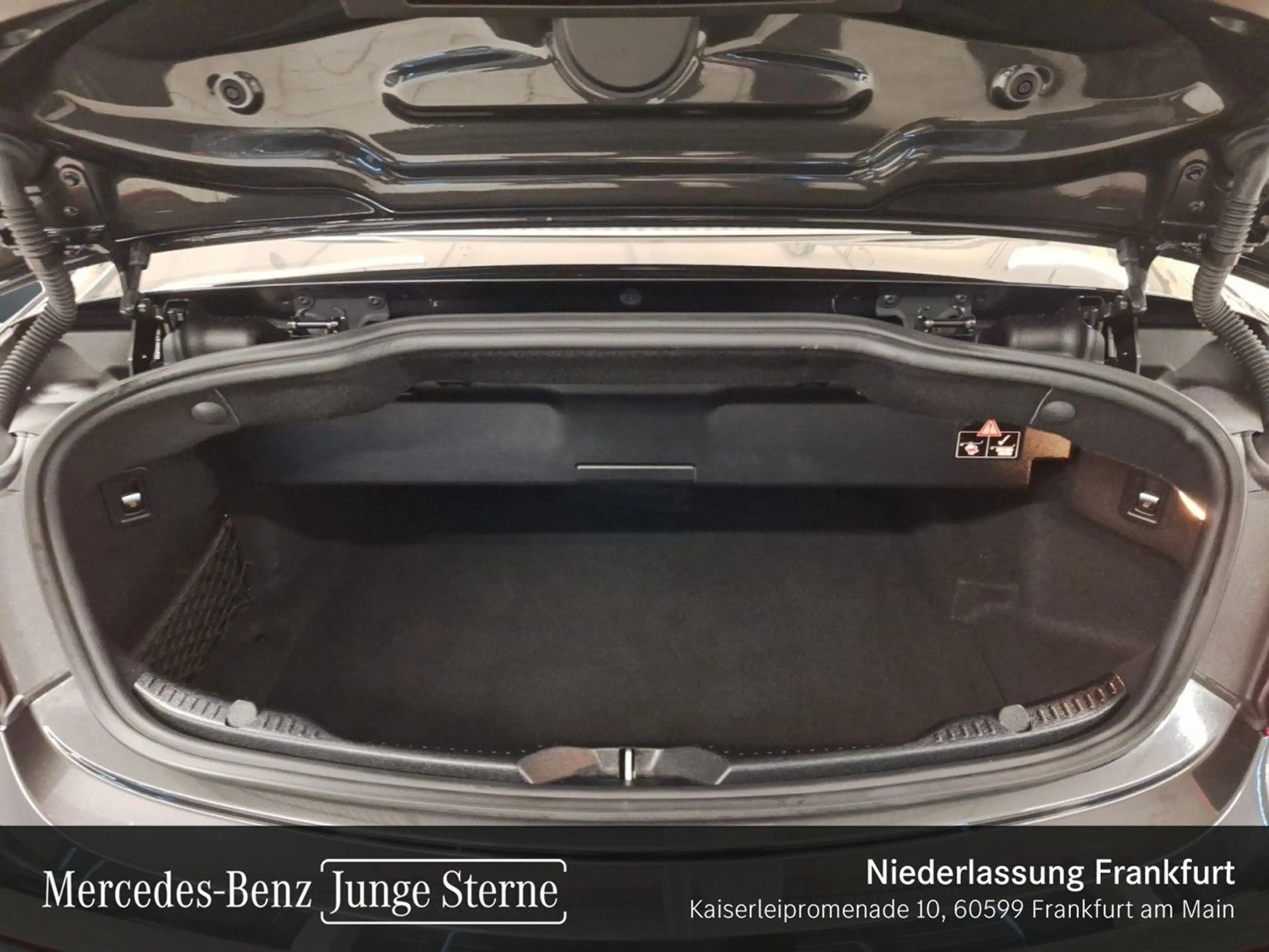 Mercedes-Benz C 220 d Cabrio 4M AMG+360+MULTIBEAM+FAHRASS+19"+9G — photo 6