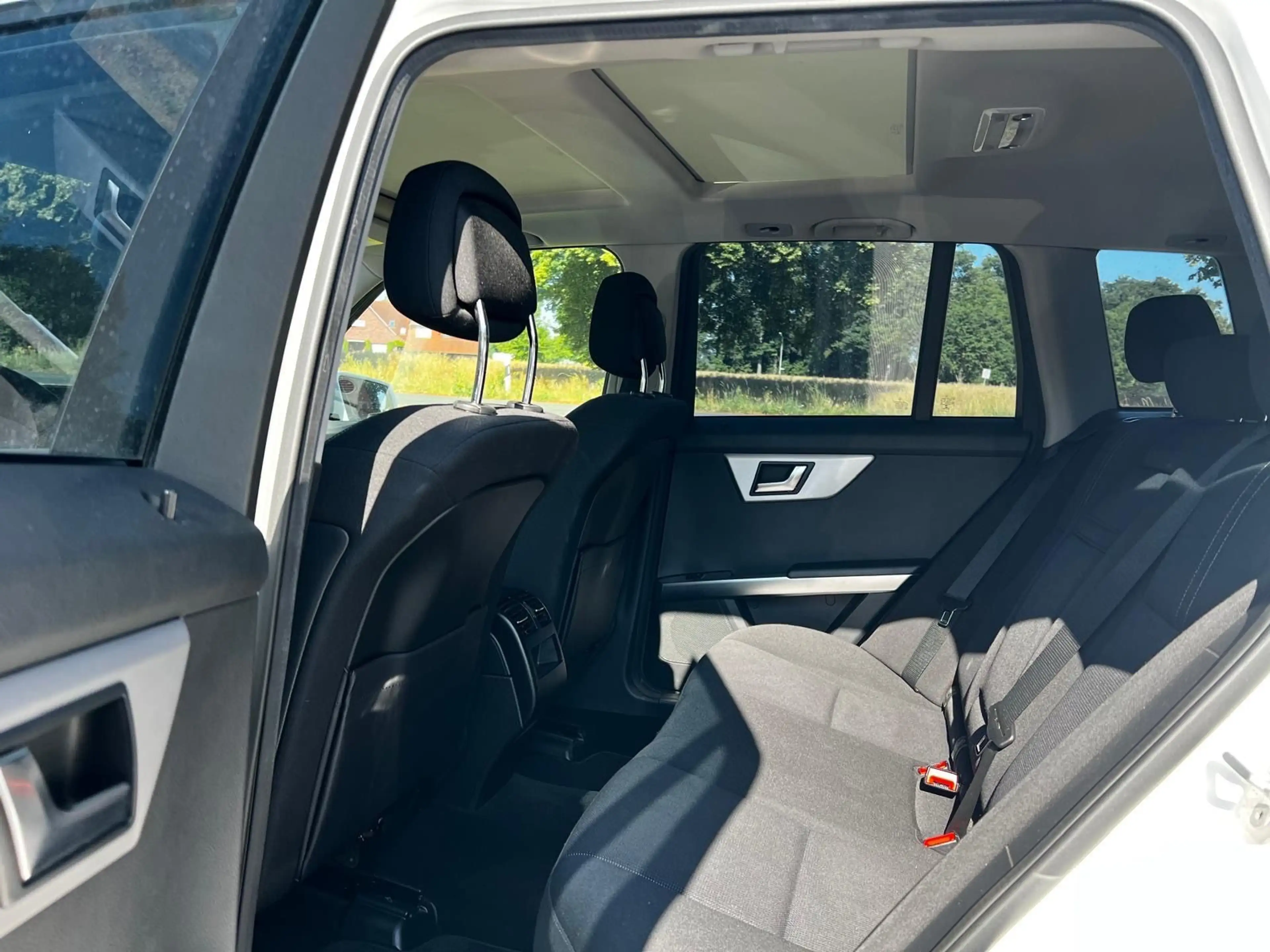 Mercedes-Benz GLK 200 CDI*Top Zustand*Tüv Neu*Pano* — photo 8