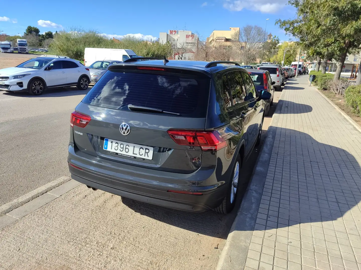 Volkswagen Tiguan 2.0TDI Edition 110kW - 1