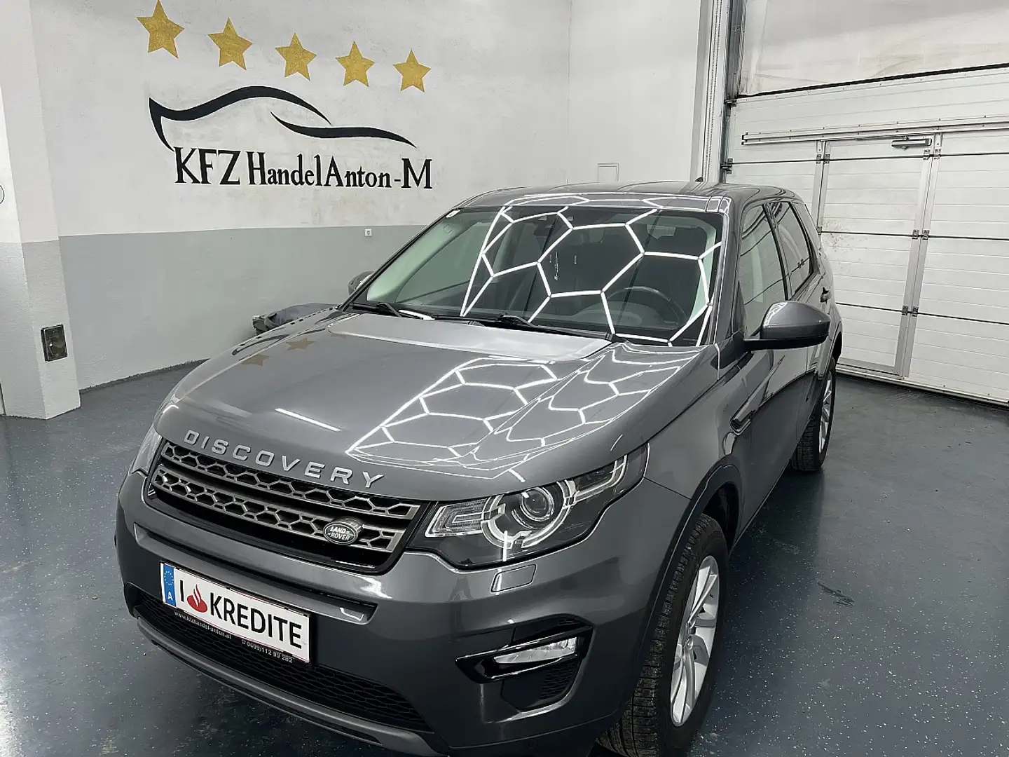 Land Rover Discovery Sport 2,0 TD4 150 4WD SE * SOFORT FINANZIERUNG & EINT... Grau - 1