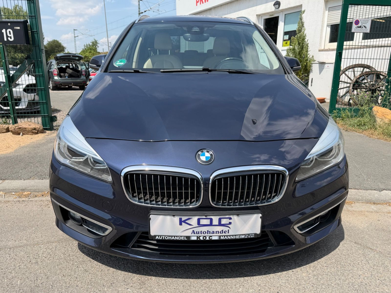 BMW 218 d Active Tourer Luxury Line — photo 3