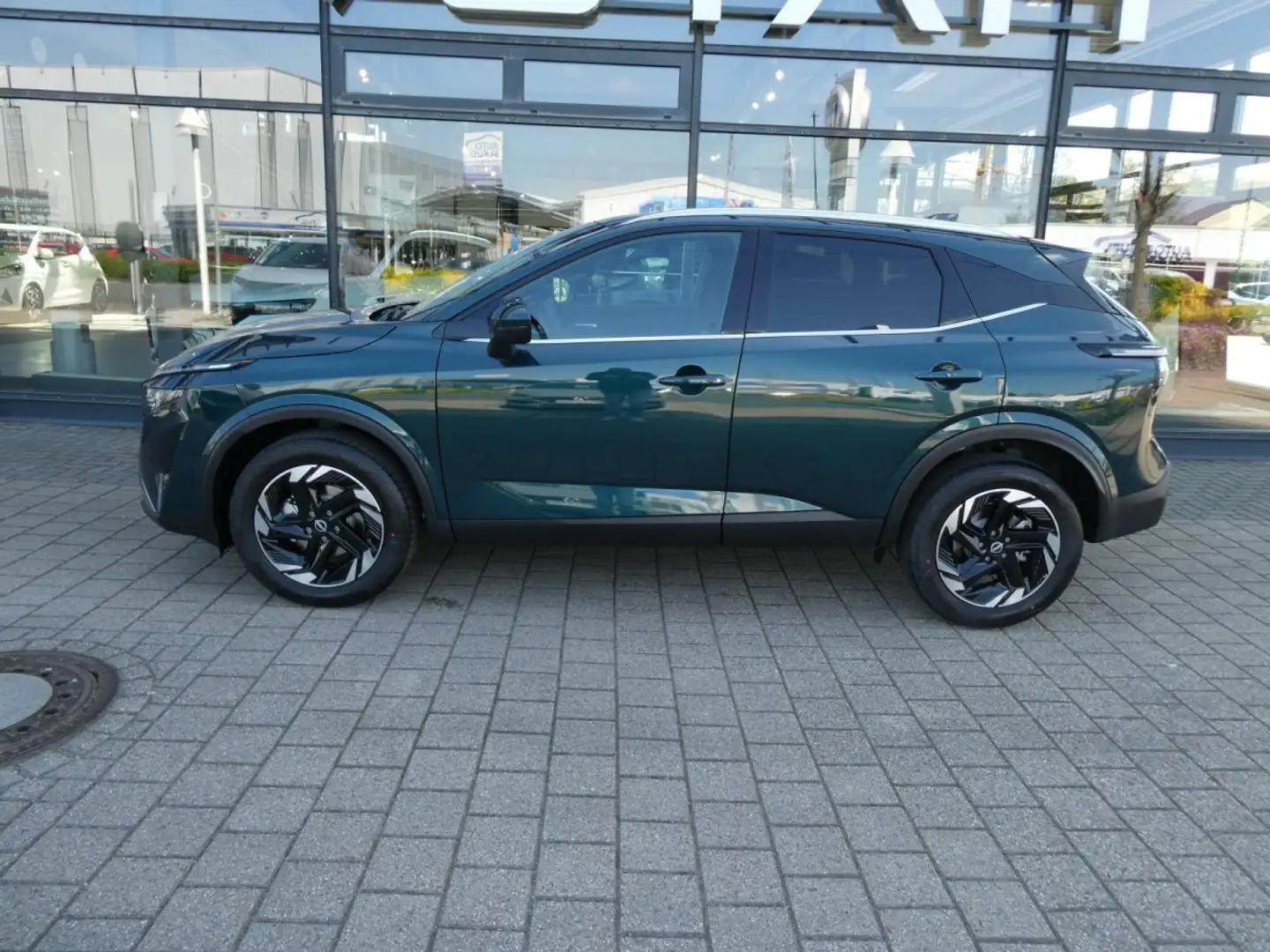 Nissan Qashqai 1.3 DIG-T MHEV FL N-Connecta*Winter*Komfort*Pano Vert - 2