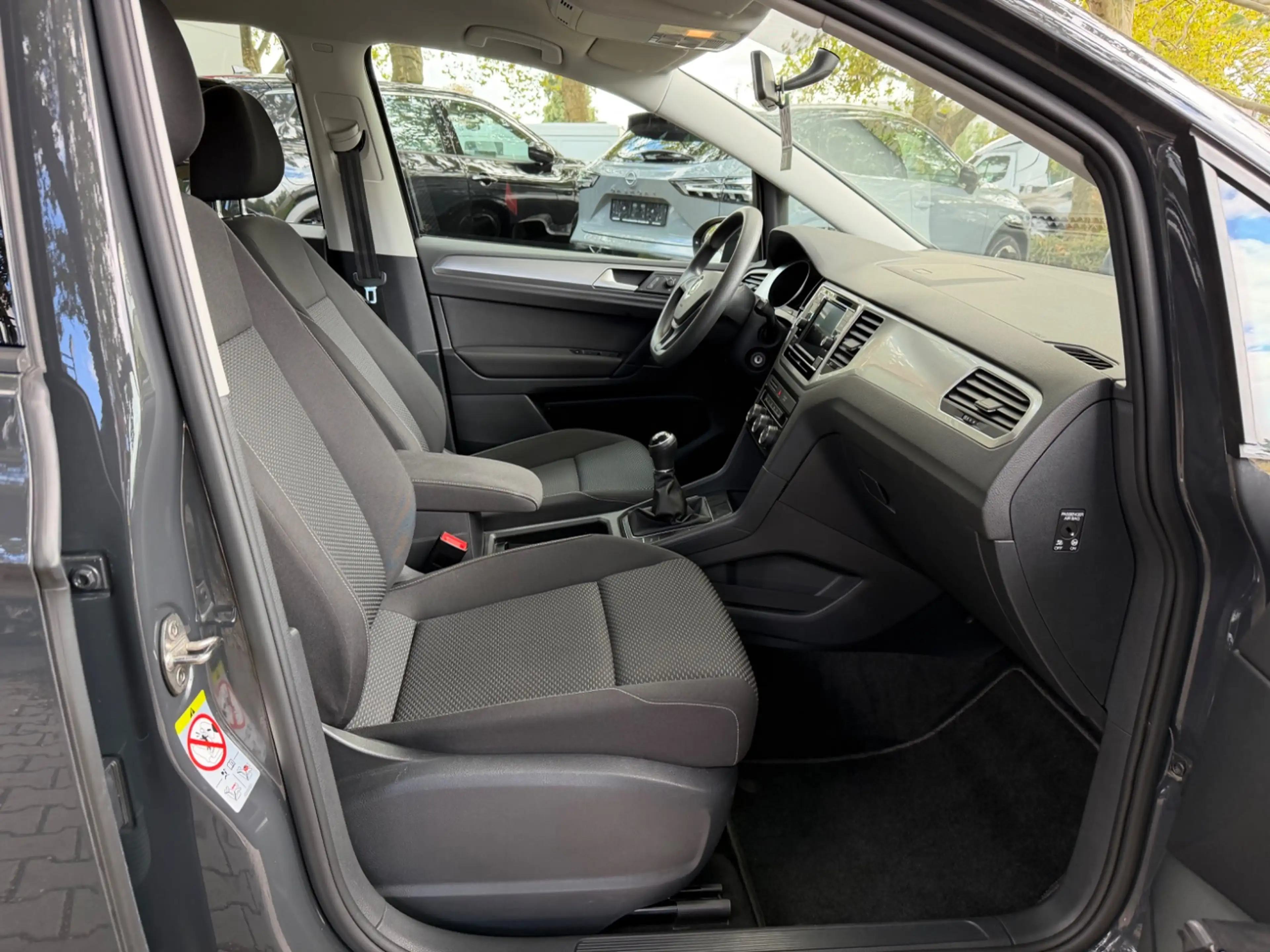 Volkswagen Golf Sportsvan VII 1.0 TSI  Trendline SHZ+PDC — photo 15