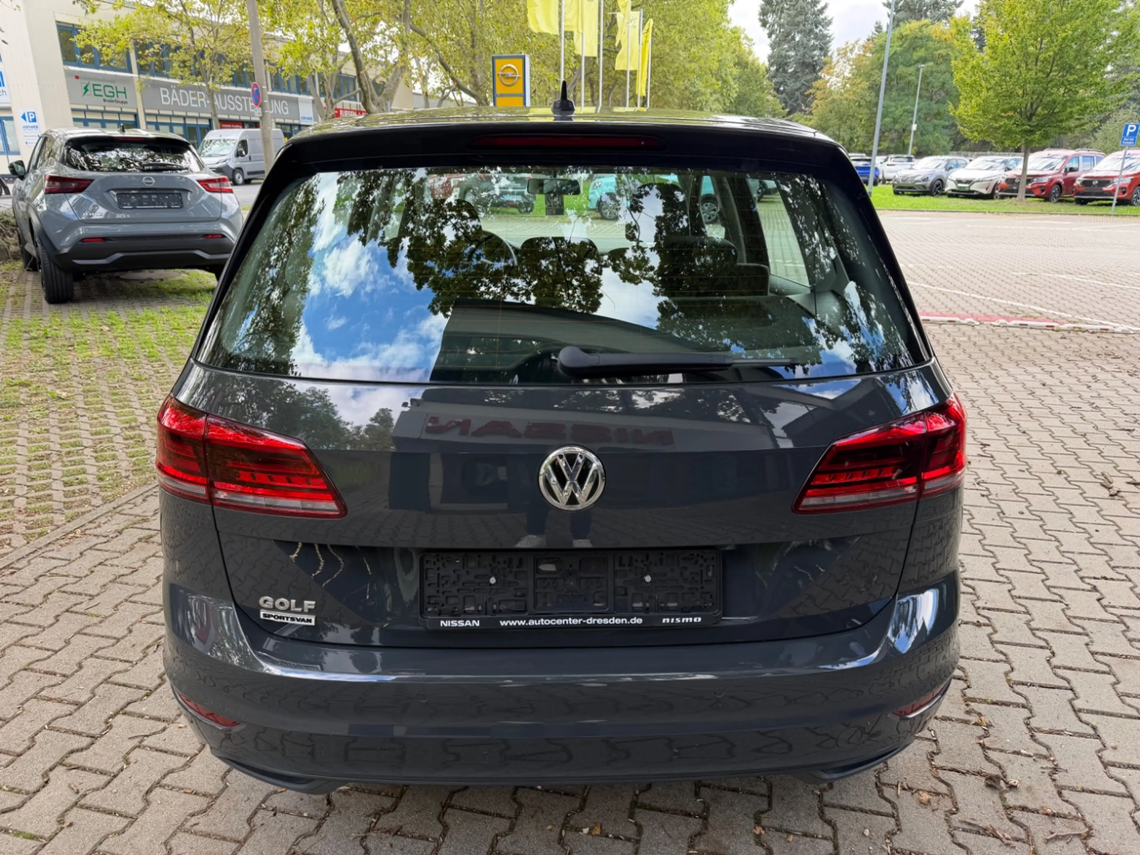 Volkswagen Golf Sportsvan VII 1.0 TSI  Trendline SHZ+PDC — photo 9