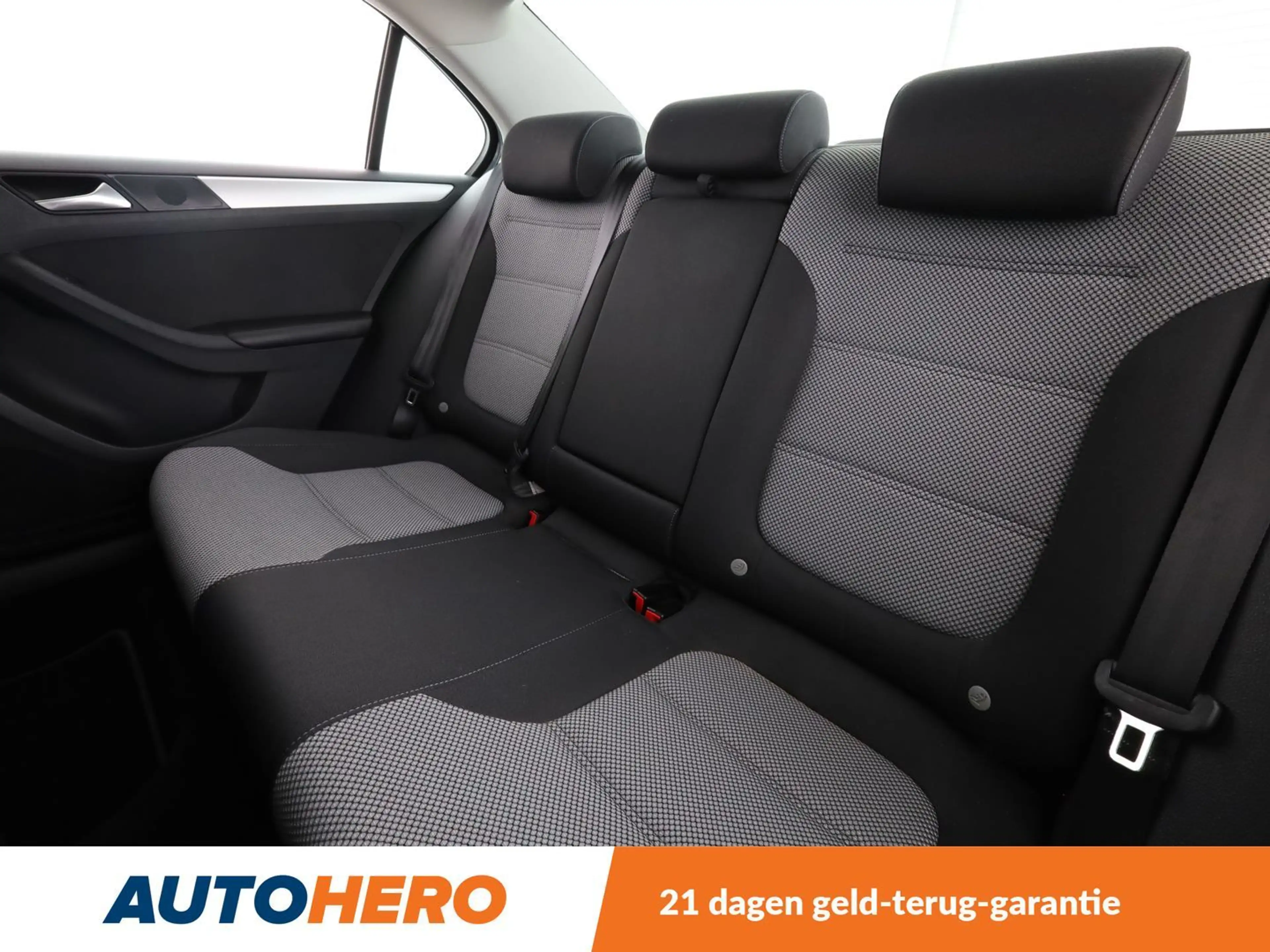 Volkswagen Jetta 1.4 TSI Hybrid Highline — photo 14