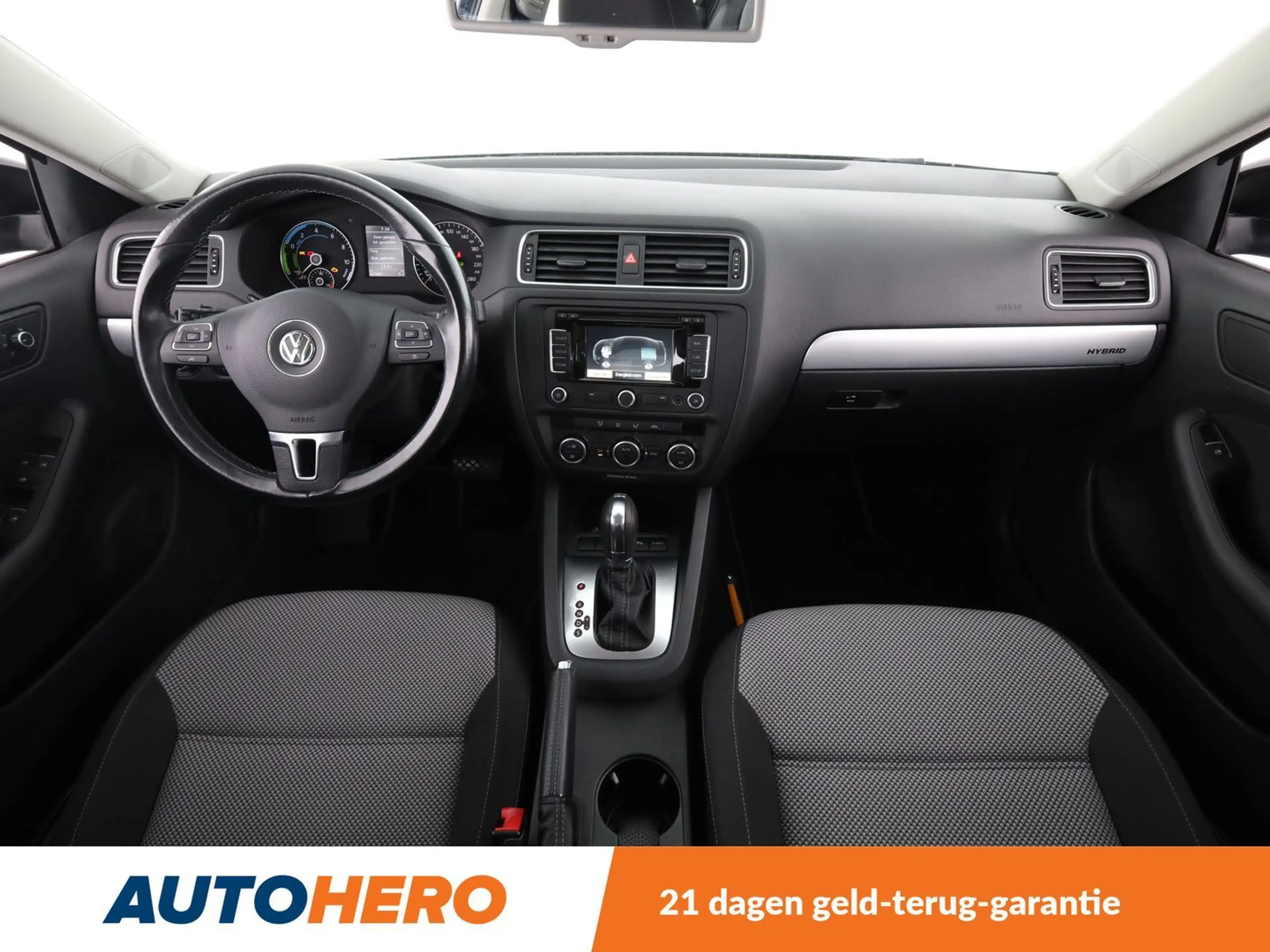 Volkswagen Jetta 1.4 TSI Hybrid Highline — photo 12