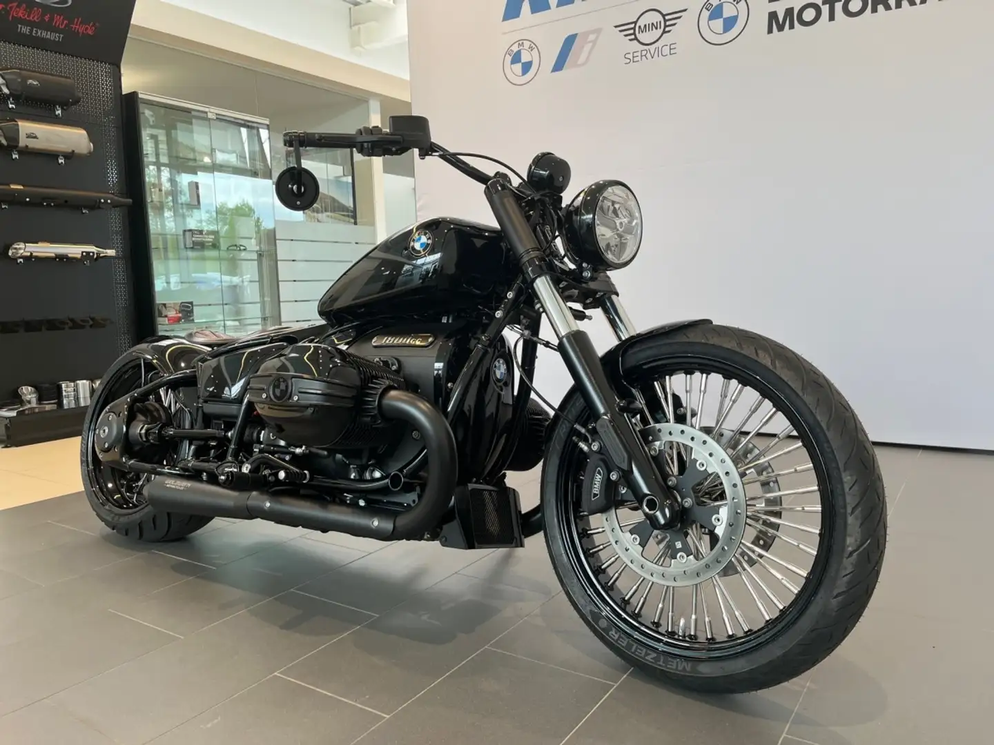 BMW R 18 Bobber Big Spoke Felgen 240er Schwarz - 2