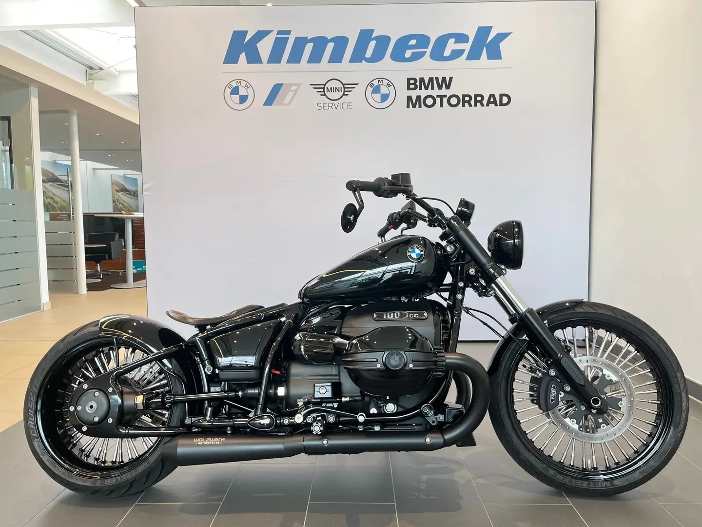 BMW R 18 Bobber Big Spoke Felgen 240er Schwarz - 1