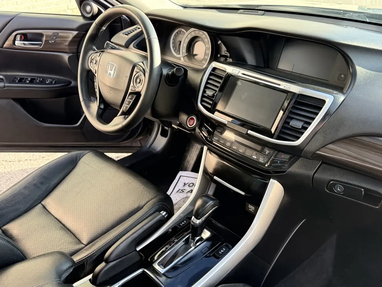 Honda Accord снимка Honda Accord