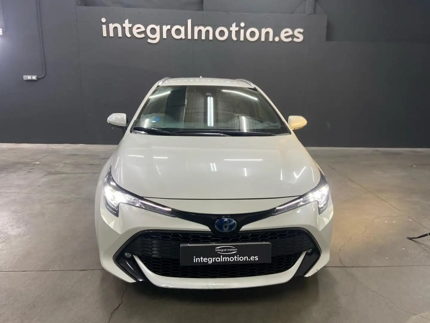 Toyota Corolla 1.8 125H ACTIVE TECH E-CVT TOU SPORT Blanco - 2