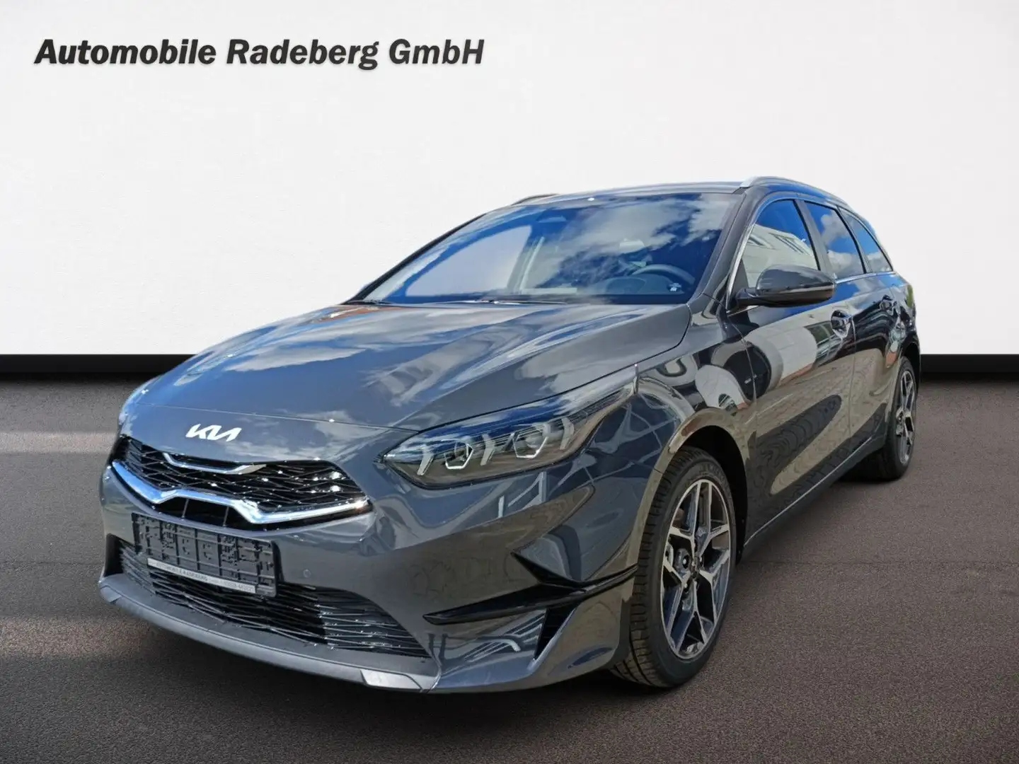 Kia Ceed SW / cee'd SW 1.5T 140 Ultimate Sound Style Grau - 1