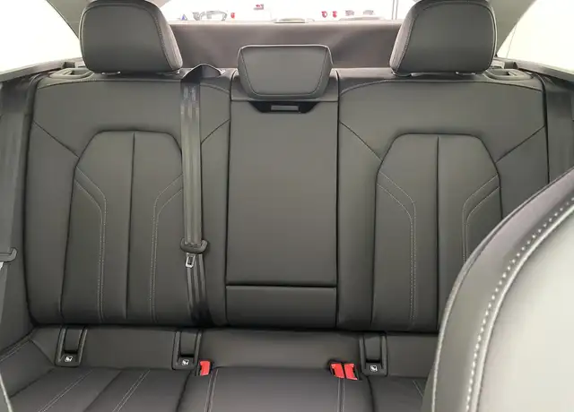 Audi A6 e-hybrid quattro 220 kW Ansicht 32