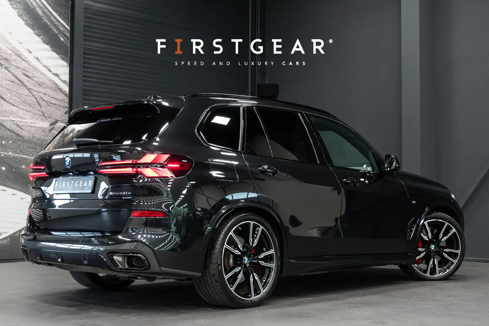 BMW X5 xDrive50e *M-Sport Pro / Panorama Sky Lounge / Har Noir - 2