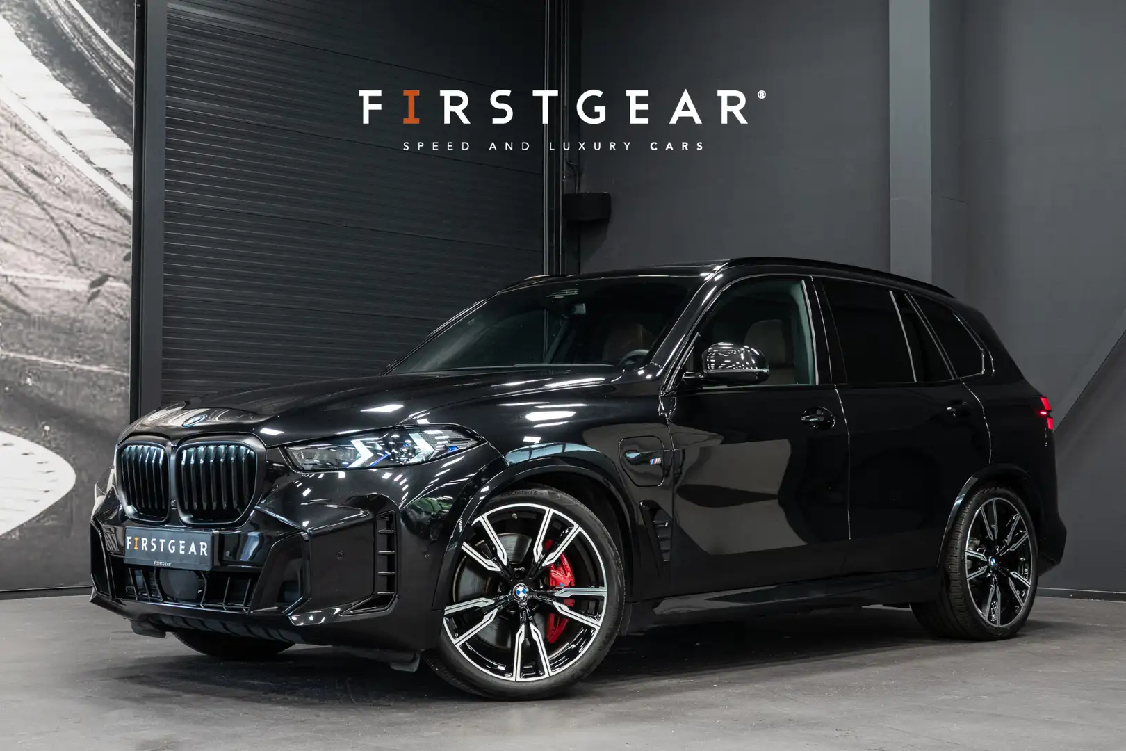 BMW X5 xDrive50e *M-Sport Pro / Panorama Sky Lounge / Har Noir - 1
