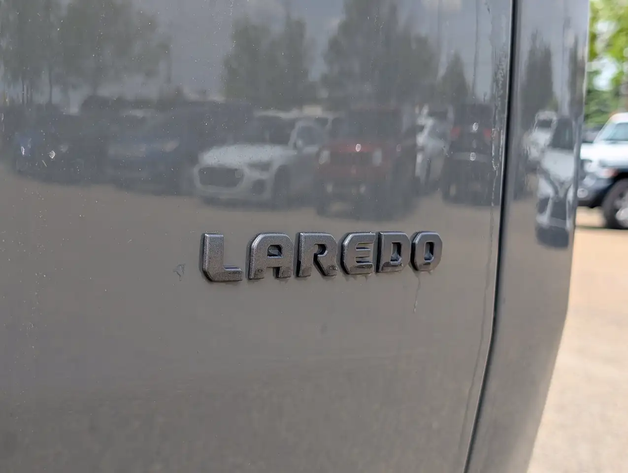 Jeep Cherokee снимка Jeep Cherokee