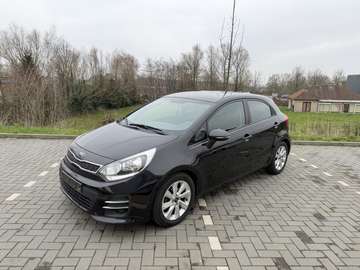 Rio 1.2i-GPS-CAMERA-JANTES + CARNET COMPLET