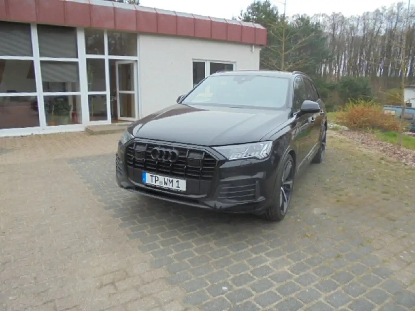 Audi Q7 50 TDI  S-Li, Allradl. 7.Si,Matrix,Luft,S.clos,B&O Black - 1