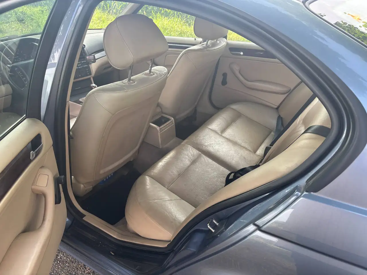 BMW 318i Executive, foto 4