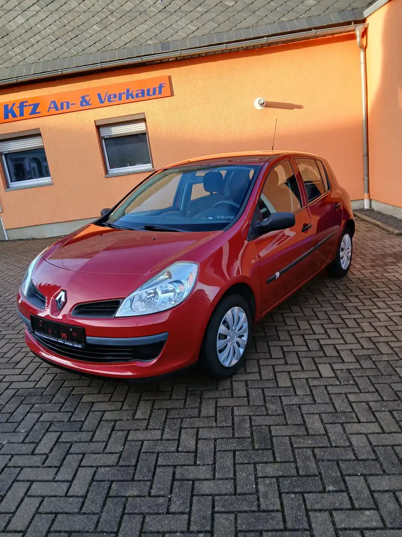 Renault Clio Authentique TÜV neu, Klima, gepfl. Zustand Rot - 2