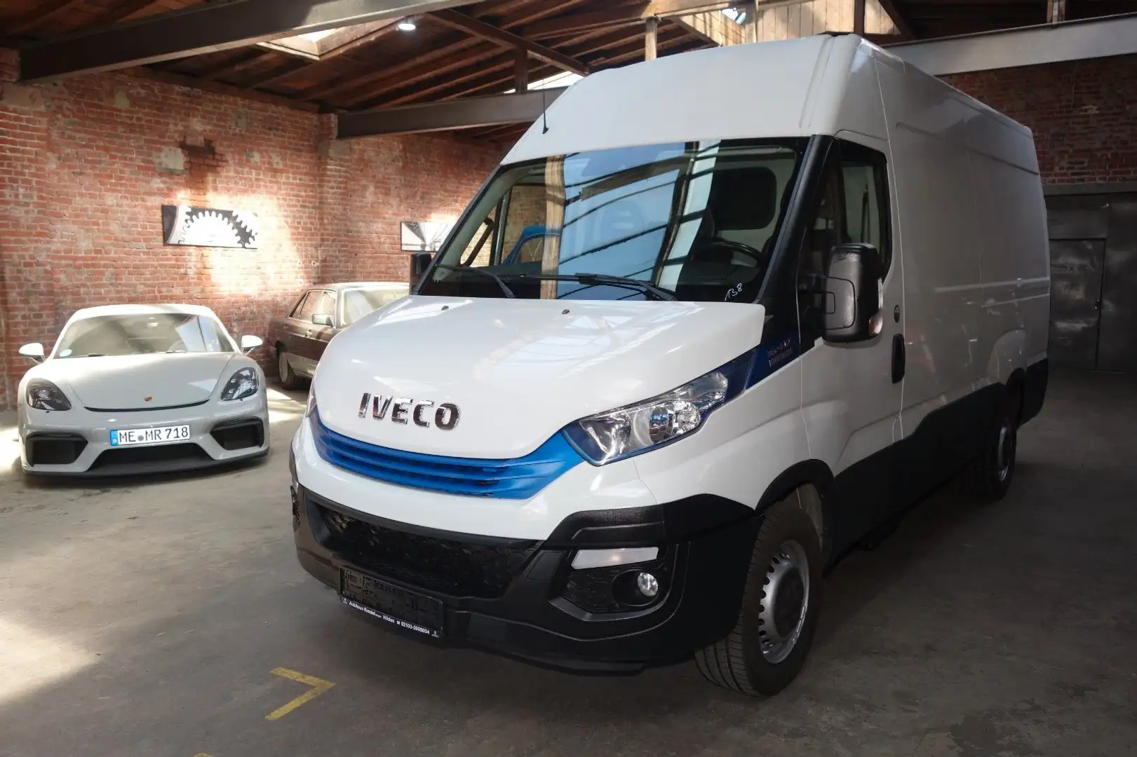 Iveco Daily Kasten 35S 3.0L Autom. CNG AHK 3,5t Klima Blanco - 1
