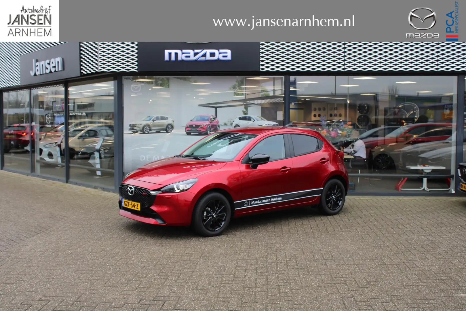Mazda 2 1.5 e-SkyActiv-G 90 Homura , Demovoordeel €3.640-, Rood - 1
