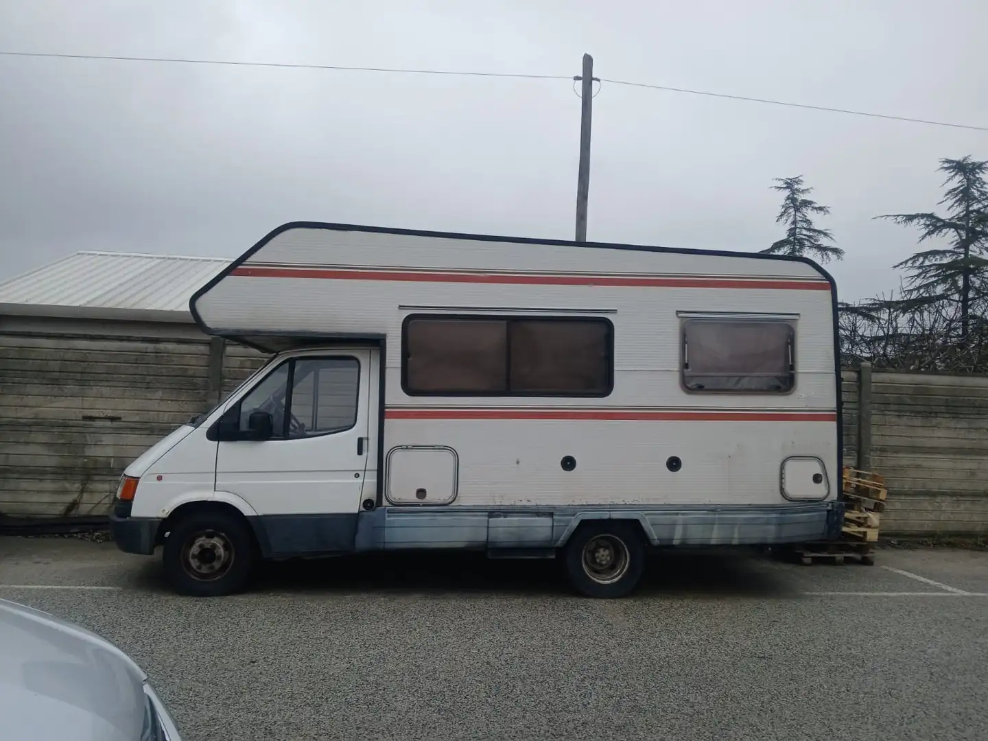 Ford E-Transit - 1