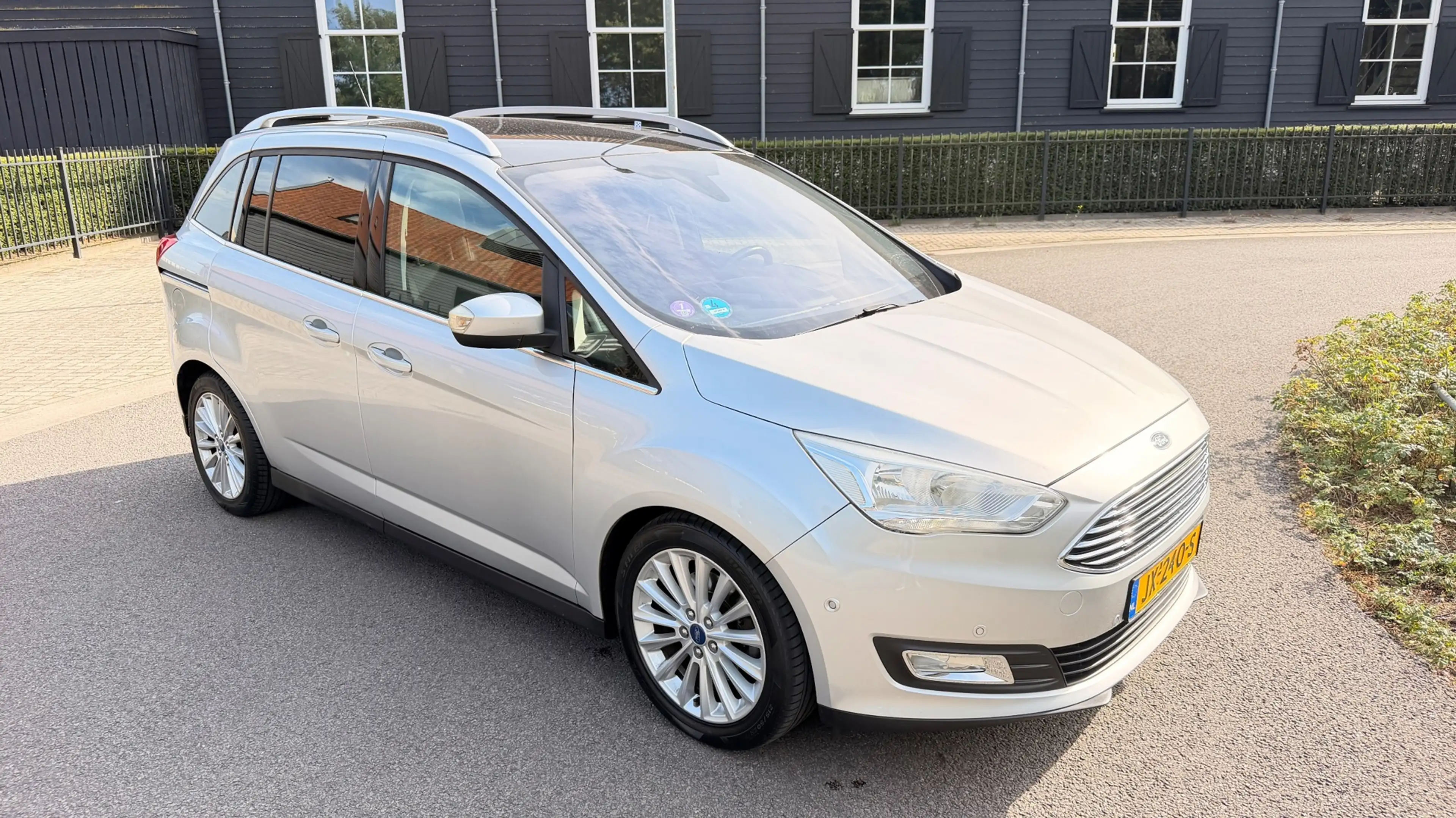 Ford Grand C-Max 1.0 Titanium 2X SCHUIFDEUR PANORAMADAK NAVIGATIE C — photo 7