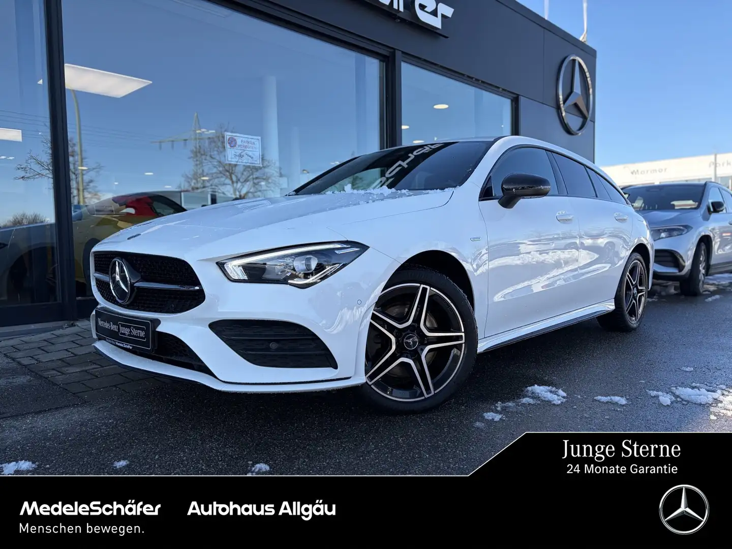 Mercedes-Benz CLA 250 CLA 250 e Shooting Brake AMG Night Park Kam MBUX Blanc - 1
