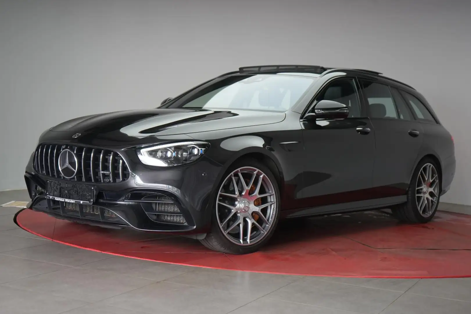 Mercedes-Benz E 63 AMG S 4Matic+ T AMG Speedshift MCT-9G Gris - 2