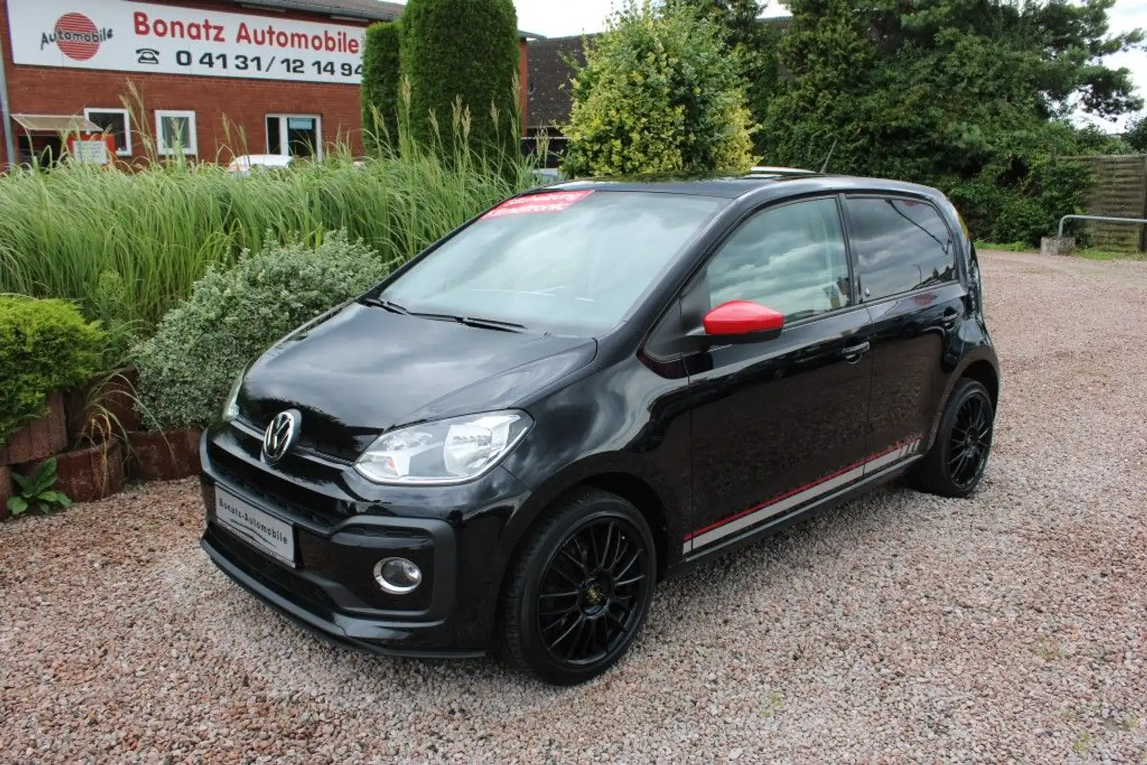 Volkswagen up! TSI beats up! *Klimatr,Sitzhzg,Panorama,Alu* Noir - 1