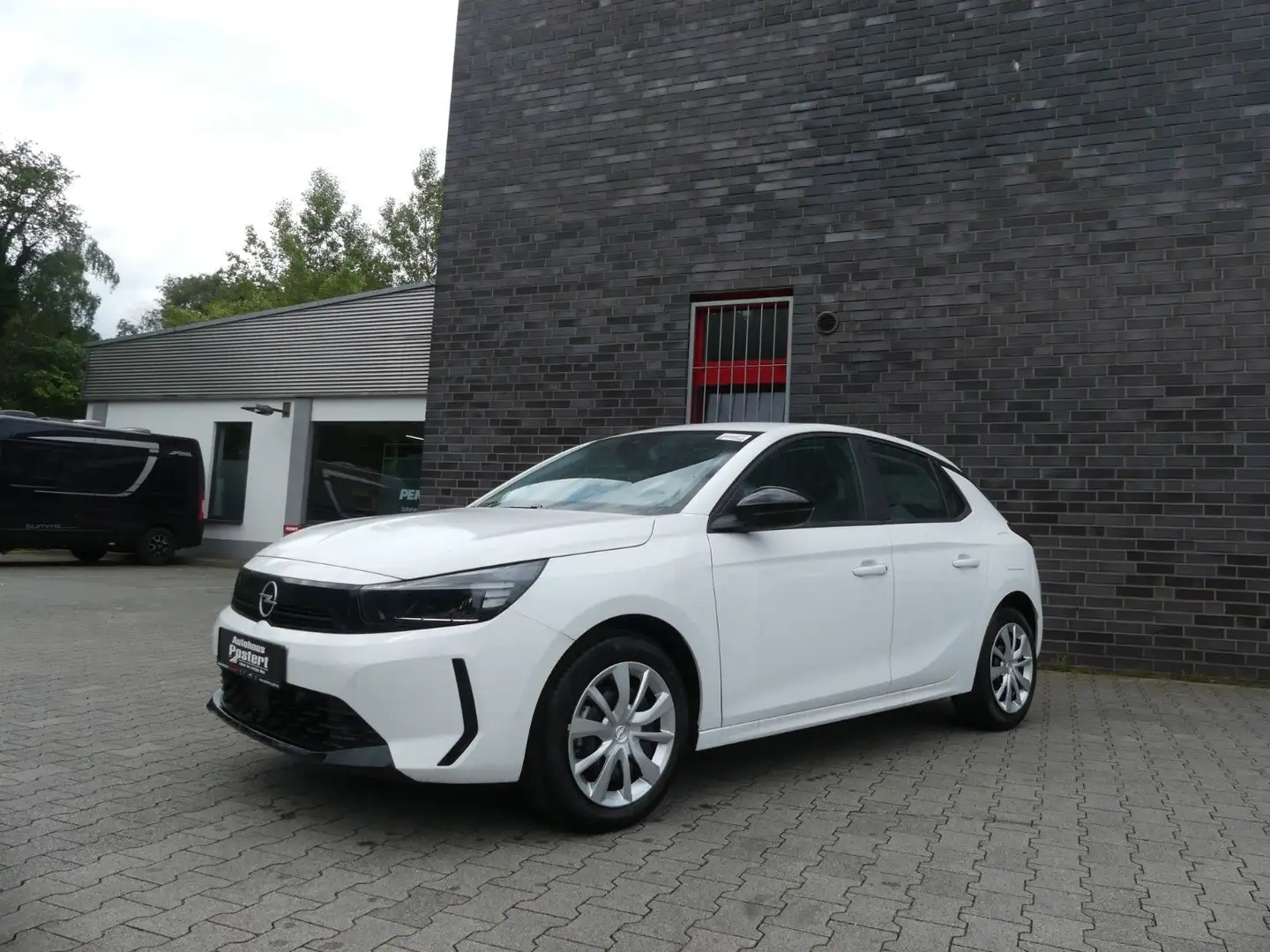 Opel Corsa F * SOFORT VERFÜGBAR* VTR-UMBAU Weiß - 1