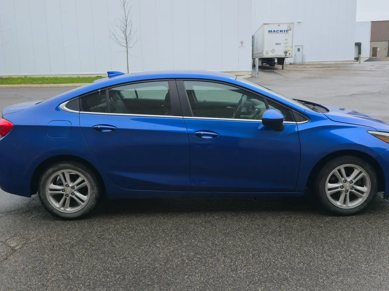 Chevrolet Cruze снимка Chevrolet Cruze