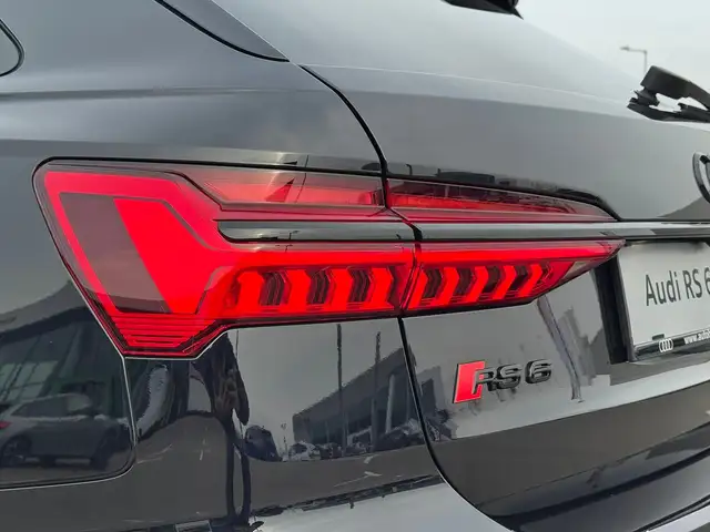 Audi RS6 Audi RS 6 Avant performance Ansicht 11