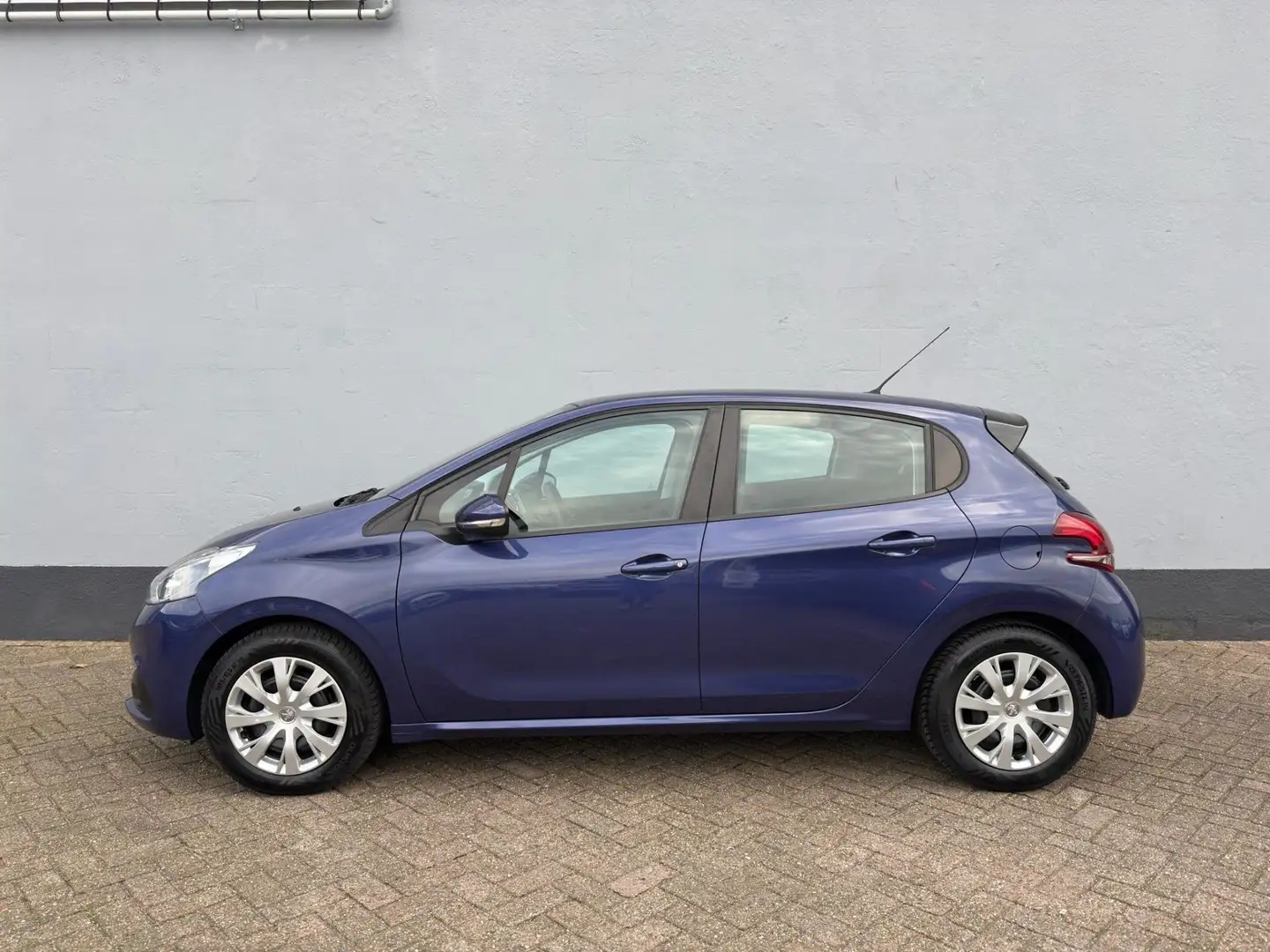 Peugeot 208 1.2 Blue Lion - Navigatie - Trekhaak Blauw - 2