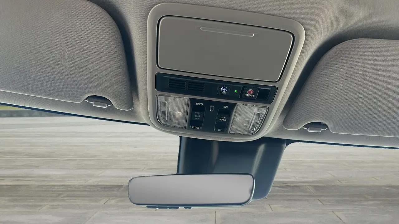 Honda Odyssey снимка Honda Odyssey